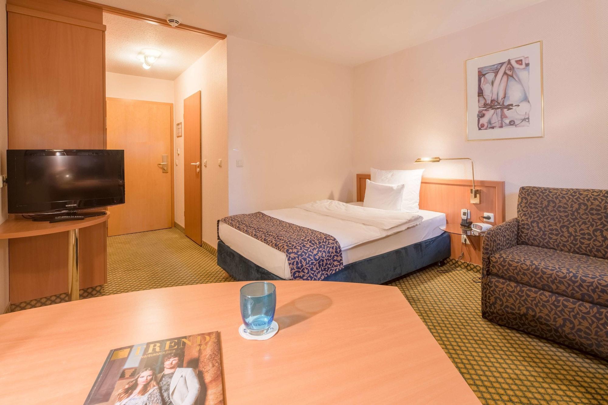 Best Western Plus Hotel Fellbach-Stuttgart Exterior photo