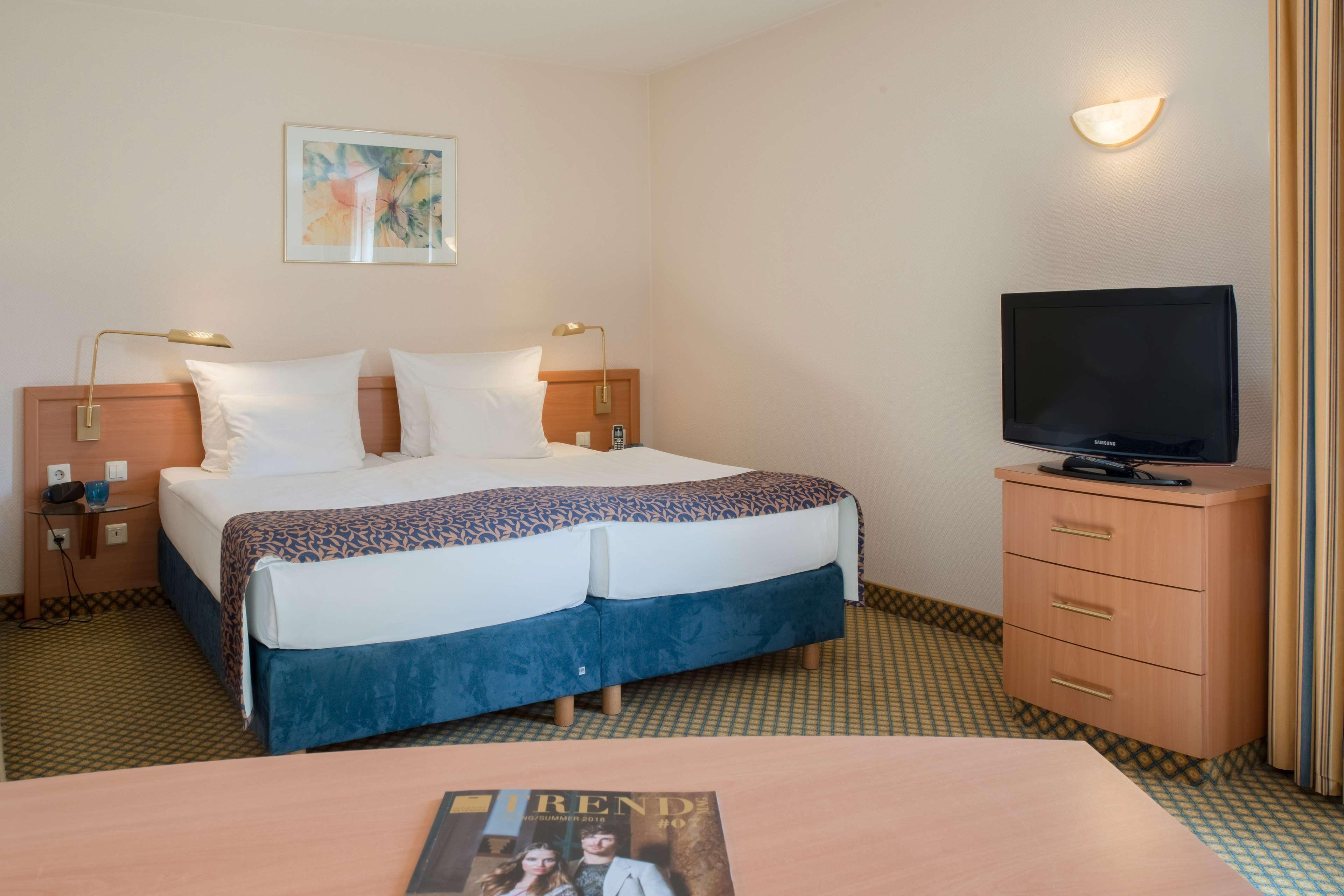Best Western Plus Hotel Fellbach-Stuttgart Exterior photo