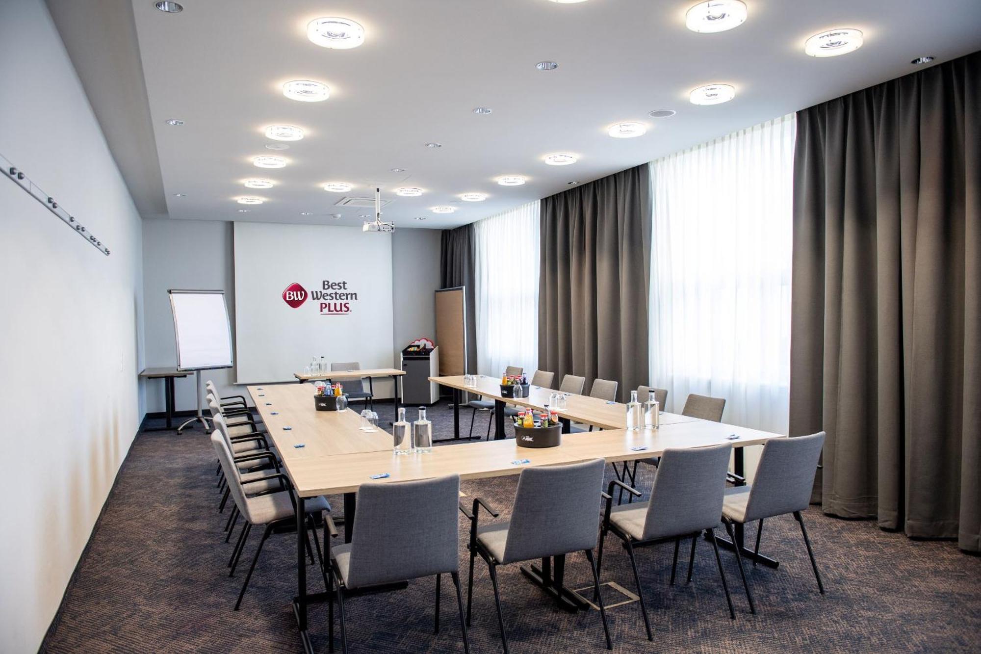 Best Western Plus Hotel Fellbach-Stuttgart Exterior photo