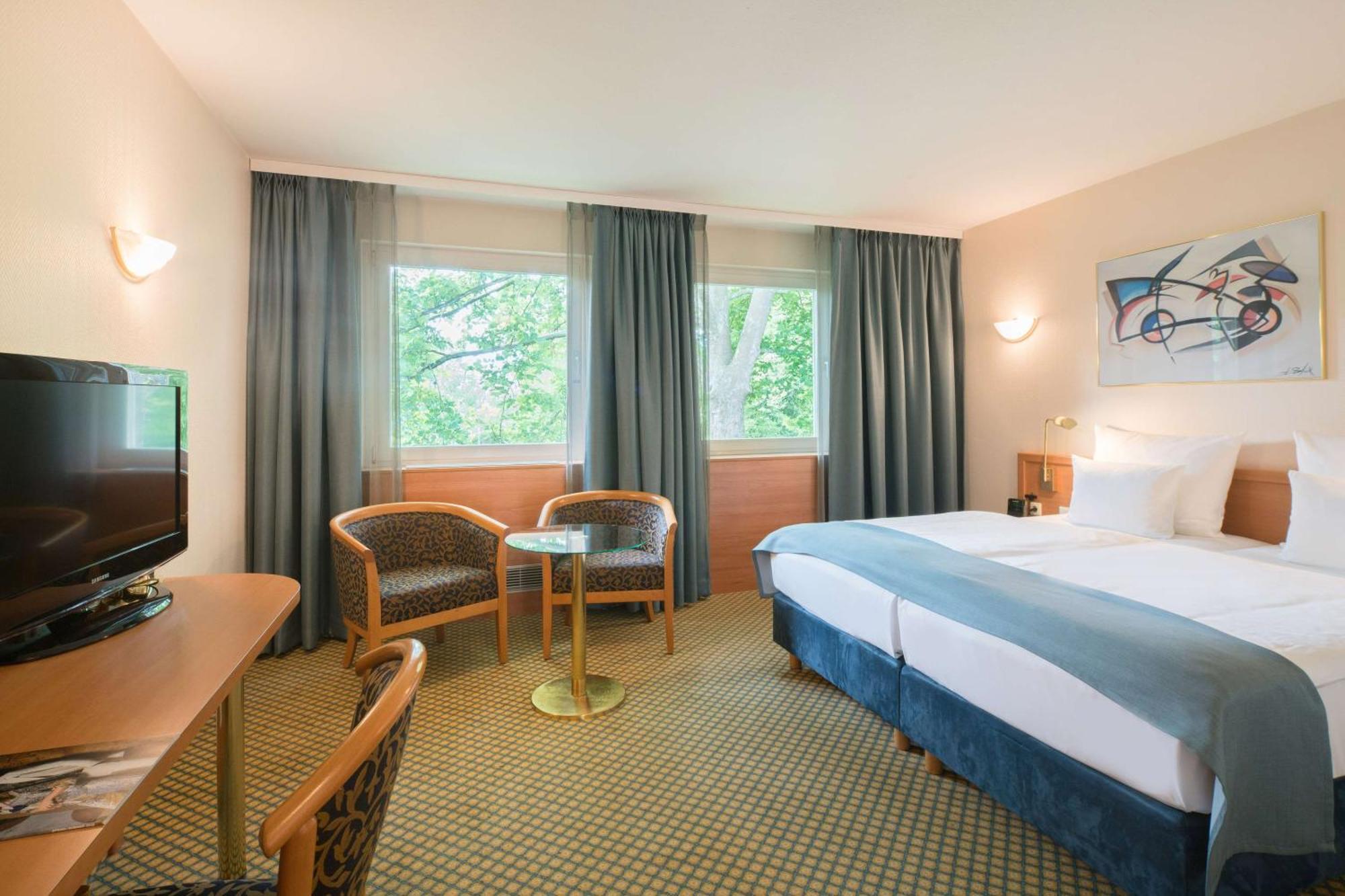 Best Western Plus Hotel Fellbach-Stuttgart Exterior photo
