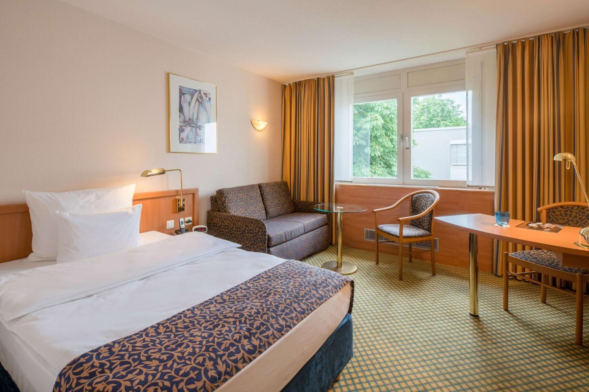 Best Western Plus Hotel Fellbach-Stuttgart Exterior photo