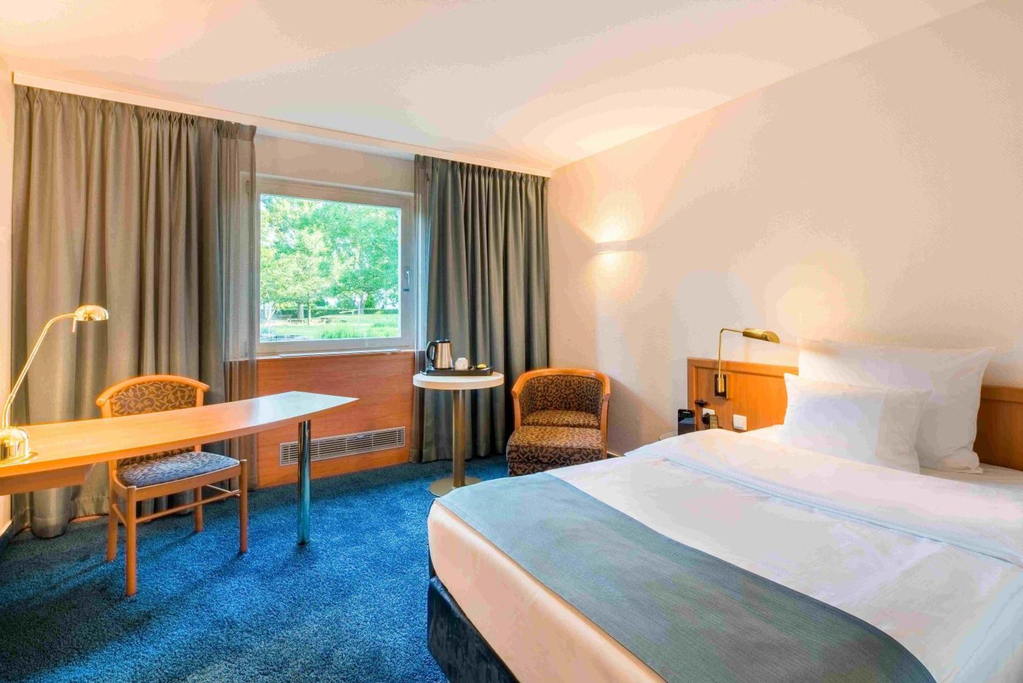 Best Western Plus Hotel Fellbach-Stuttgart Exterior photo